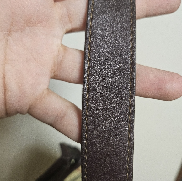 Burberry Haymarket Check Brooke Hobo - Picture 4 of 15